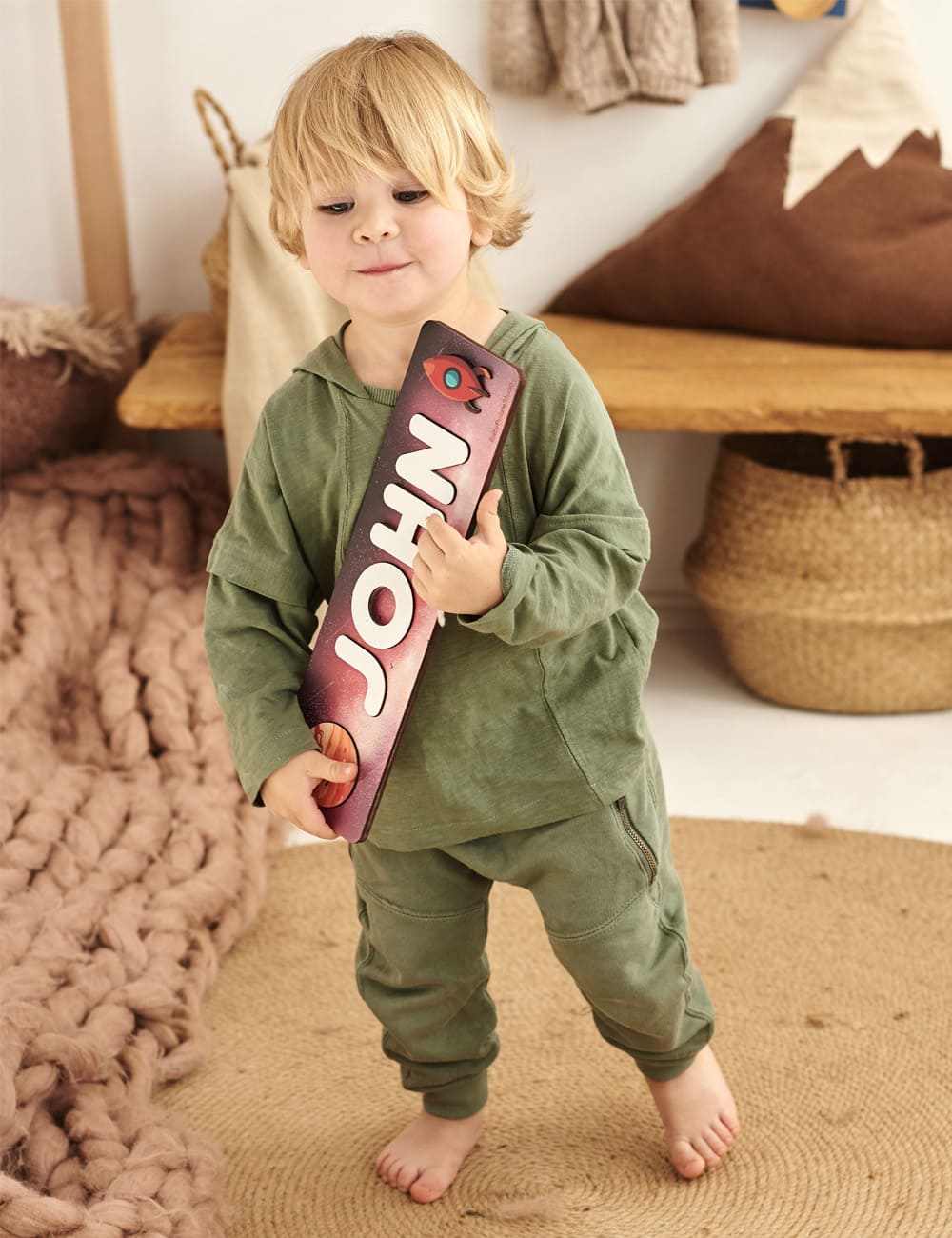 Дитячий дерев'яний іменний пазл - сортер для хлопчика з галактикою - Gisolo