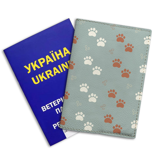 Обкладинка на ветеринарний паспорт - лапки улюбленця - Gisolo
