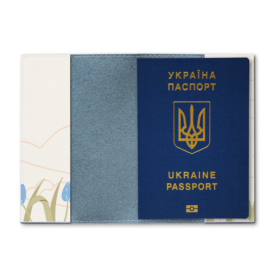 Обкладинка на паспорт Хлопець біля гір