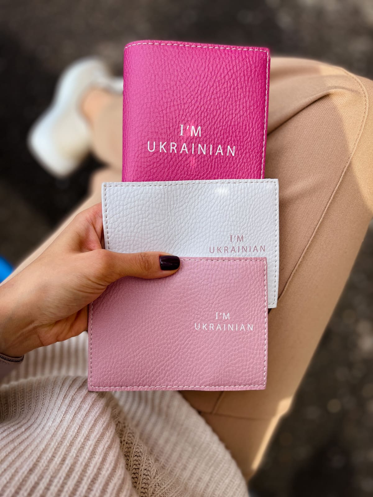 Жіноча обкладинка на паспорт - I am Ukrainian - Gisolo