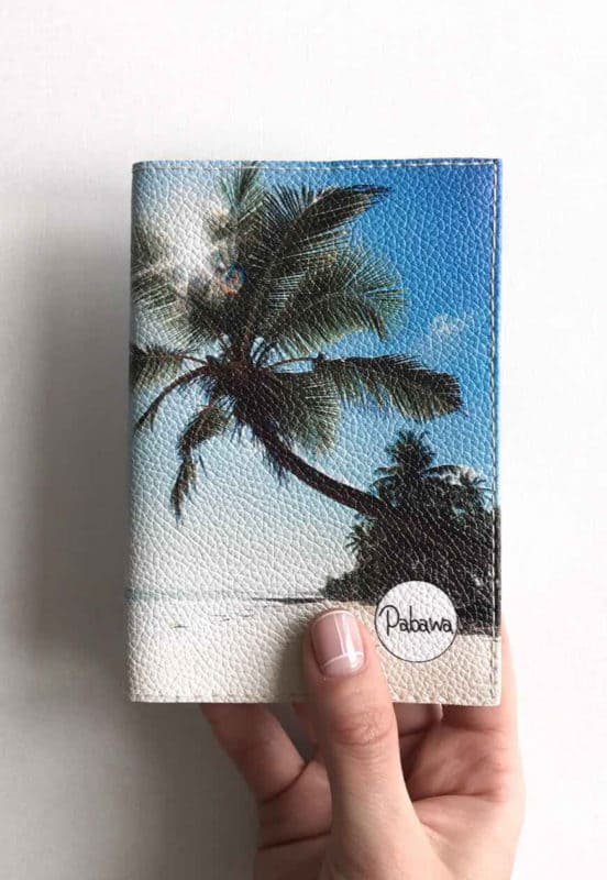 Обкладинка на паспорт Пальма біля моря